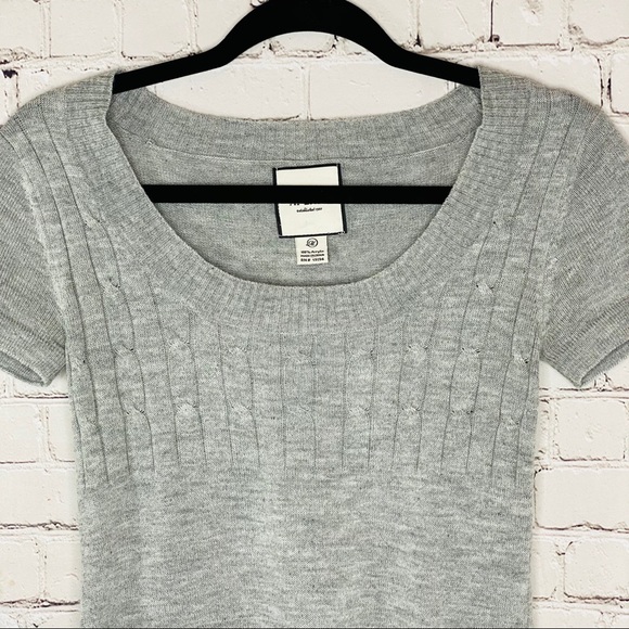 At Last Women’s Knitted Design Gray Long Top Med - Picture 3 of 9
